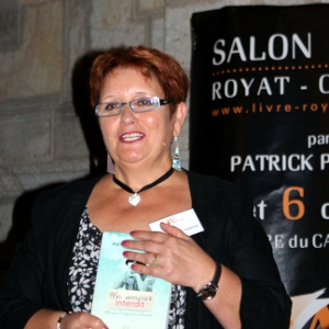 MAÏA DE FREITAS Adilia, présente au Salon du Livre Royat Chamalières. MAÏA DE FREITAS Adilia, présente au Salon du Livre Royat Chamalières.