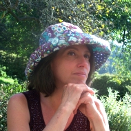 MAISONNEUVE Emmanuelle, catégorie : Littérature jeunesse, présente au Salon du Livre de Royat Chamalières.