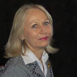 Portrait de Isabelle ARTIGES - autrice présente au Salon du Livre de Royat-Chamalières 2019