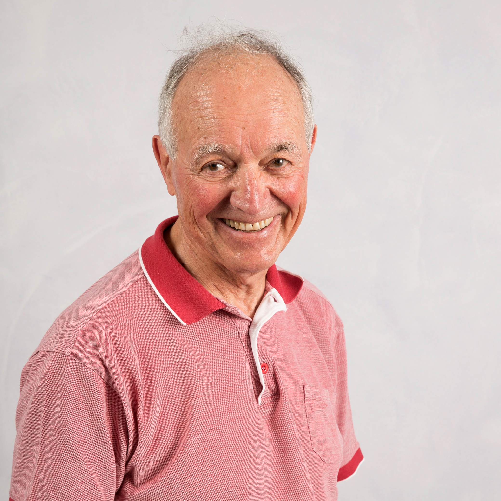 Portrait de Claude CANCÈS - auteur présent au Salon du Livre de Royat-Chamalières 2019