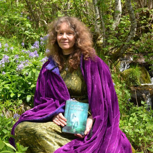 Portrait de Martine HERMANT - autrice présente au Salon du Livre de Royat-Chamalières 2019