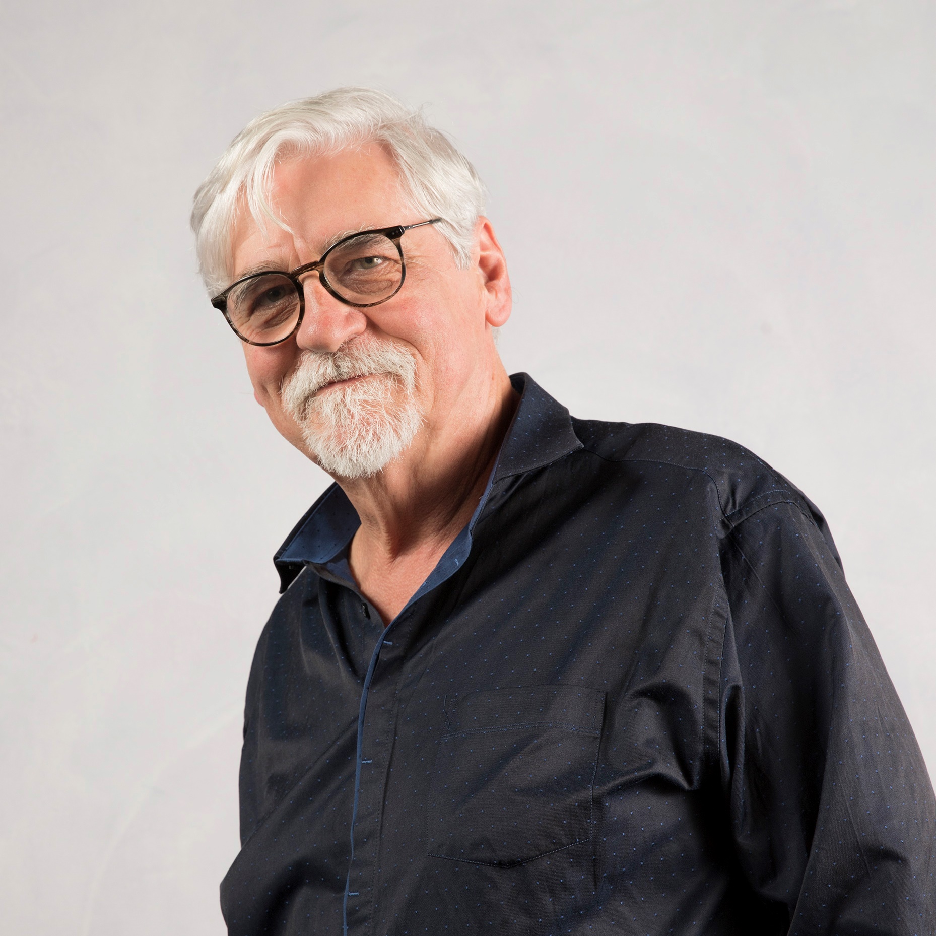 Portrait de Jean-Paul MALAVAL - auteur présent au Salon du Livre de Royat-Chamalières 2019