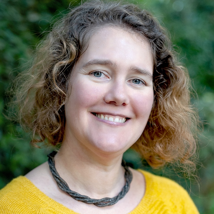 Portrait de Laure MANEL - autrice présente au Salon du Livre de Royat-Chamalières 2019