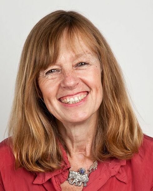 Marie sellier, catégorie littérature jeunesse, présente le 7 et 8 octobre au 10e Salon du Livre de Royat-Chamalières (2023)
