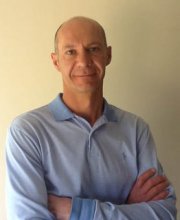 Ollivier Errecade, catégorie roman présent le 7 et 8 octobre au 10e Salon du Livre de Royat-Chamalières (2023)