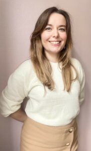 Caroline Hussar, catégorie littérature moderne et contemporaine, présente le samedi 3 et dimanche 4 octobre au 13ème Salon du Livre de Royat-Chamalières (2026)